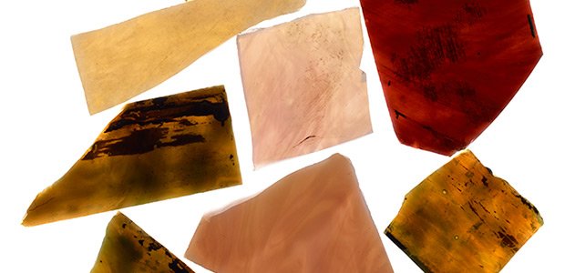 101-objects-freedom-stained-glass-91-631-jpg__800x600_q85_crop